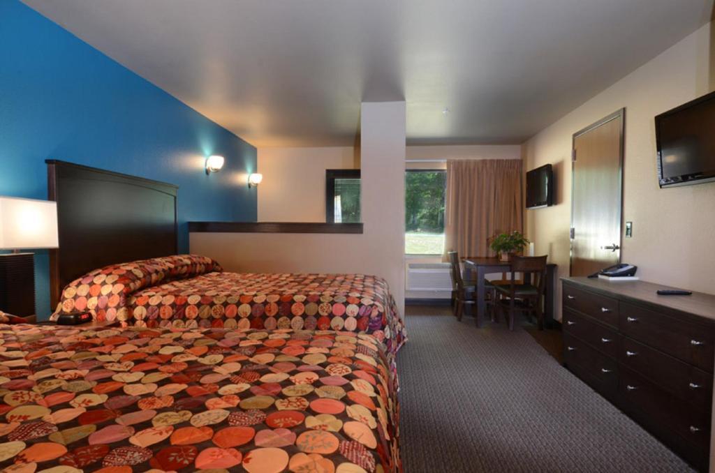 Bakers Sunset Bay Resort Lake Delton Quarto foto